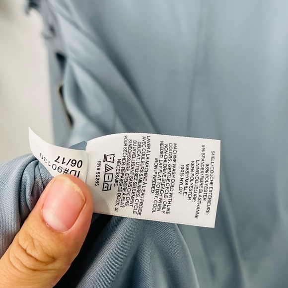 NWT Express Blue Gray Ruffle Long Sleeve Mini Sheath Dress. Size M - Picture 5 of 7